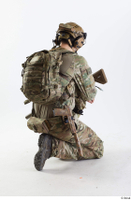  Photos Frankie Perry Army USA Recon - Poses kneeling whole body 0004.jpg